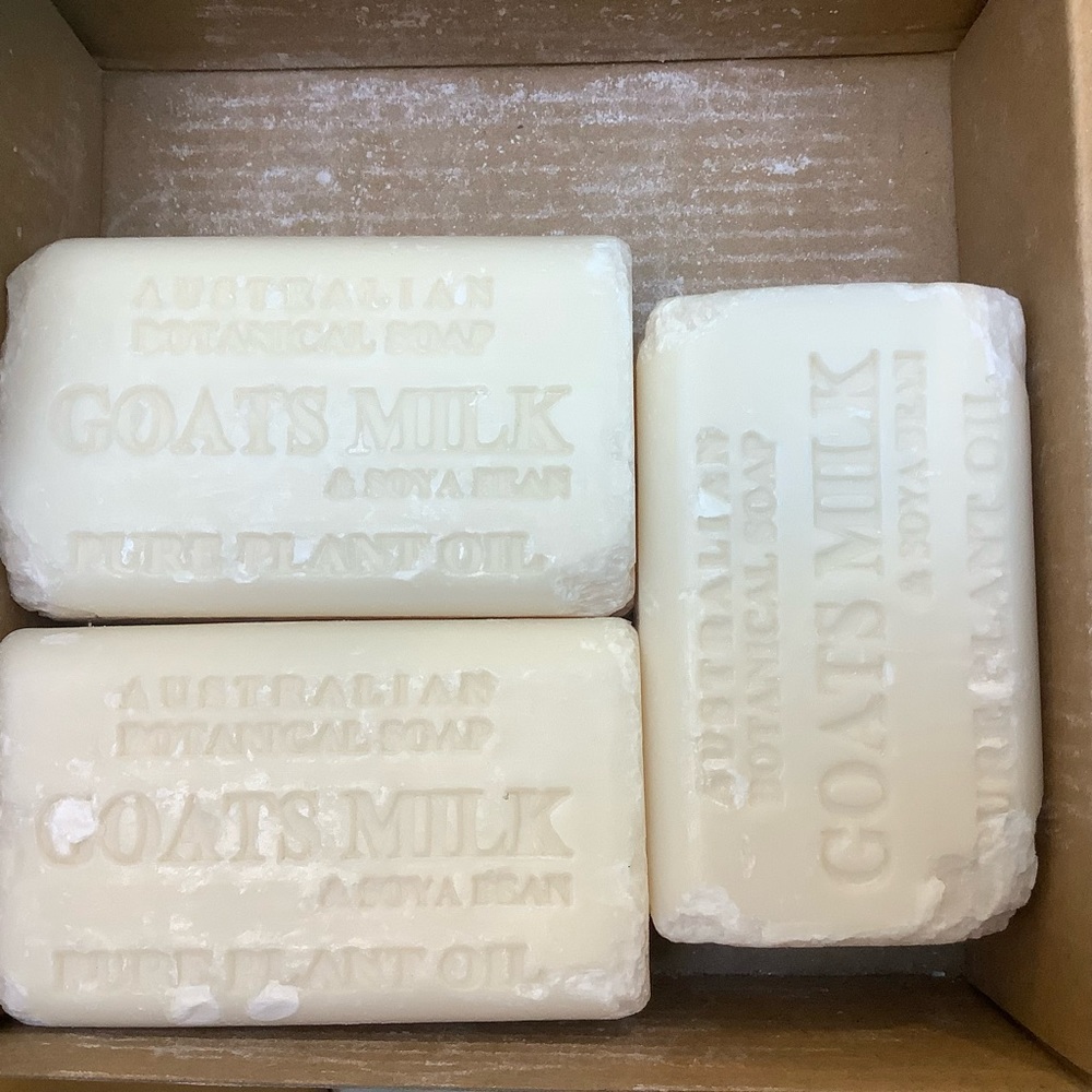 Hand Made Natural Goats Milk Soap X 3- Brand New - Made In Australia 6.5oz Each
